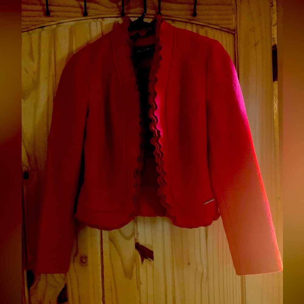 Vintage GEIGER RED WOOL cardigan sweater! Amazing condition